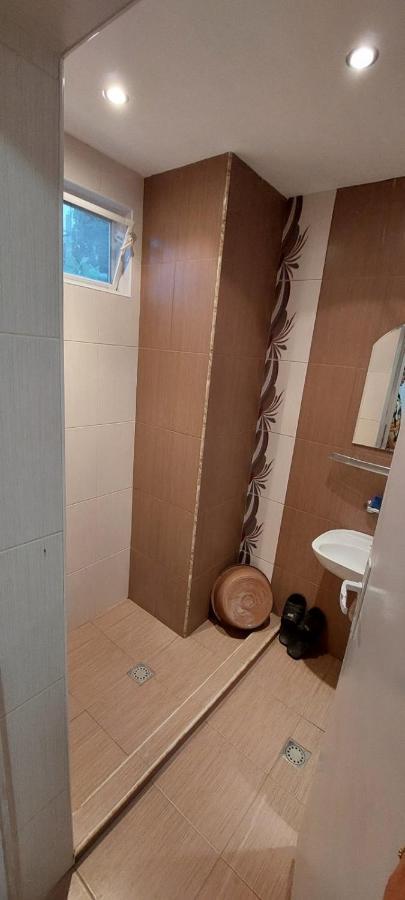 Guest House Kukera พาเวลบันยา ภายนอก รูปภาพ